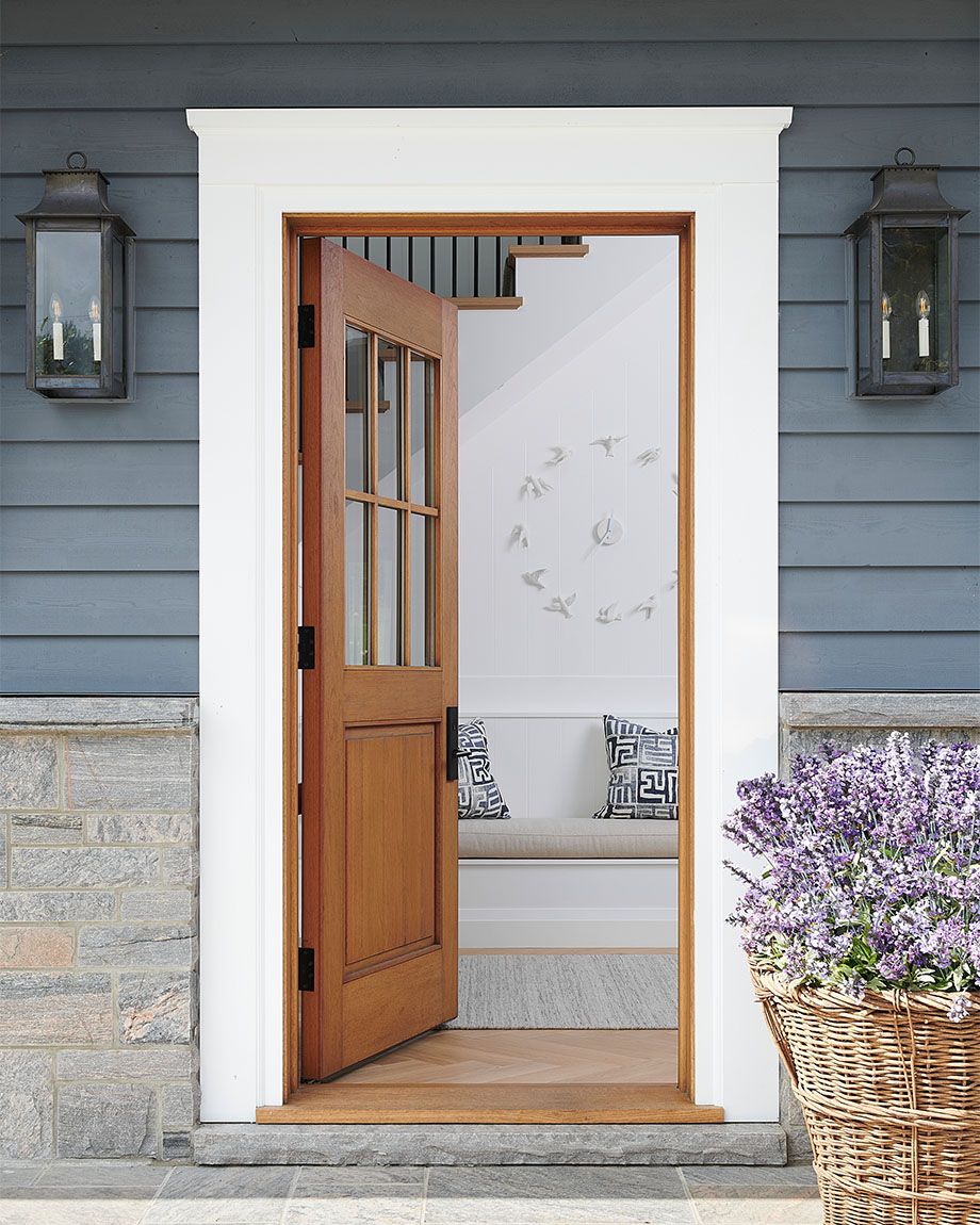 cottage doorway design 