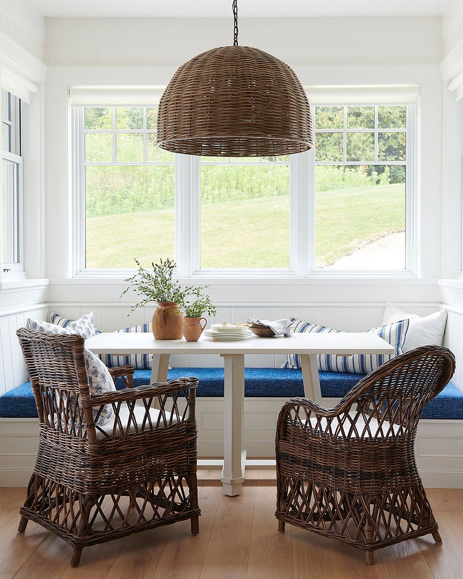 breakfast nook for a cottage 